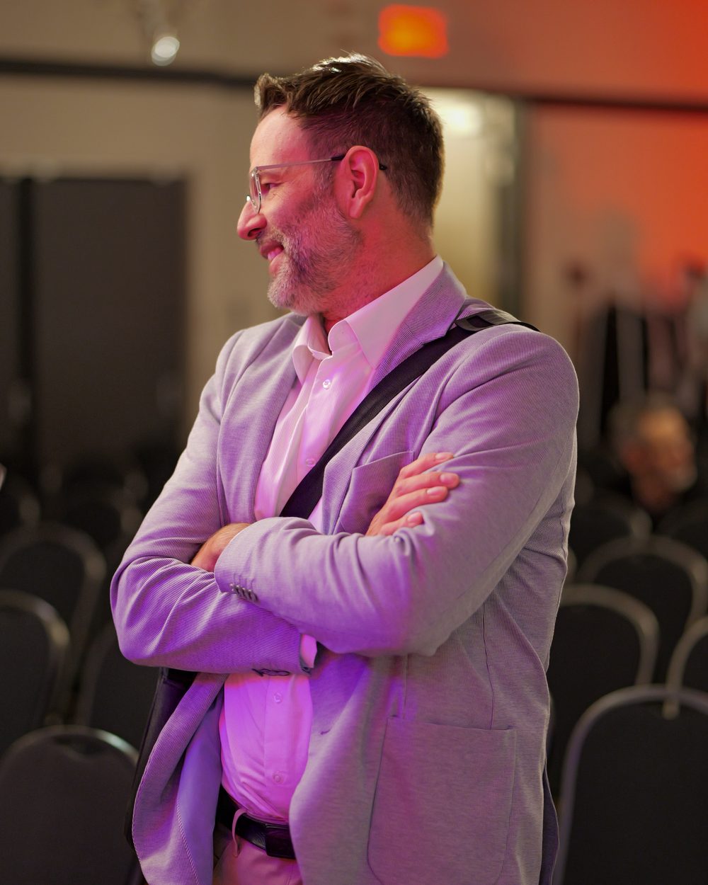 Vincent Lavoie souriant dans la salle du Boot Camp Remax
